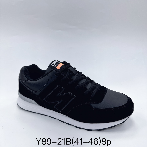 Buty sportowe Męskie Roz 41-46 / 8 par